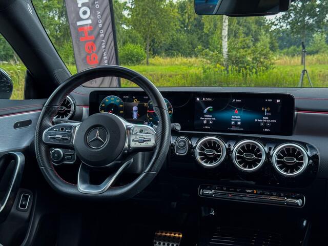 Mercedes-Benz CLA-KLASSE Shooting Brake 250 e Premium AMG, Pano, Camera, CarPlay, Night