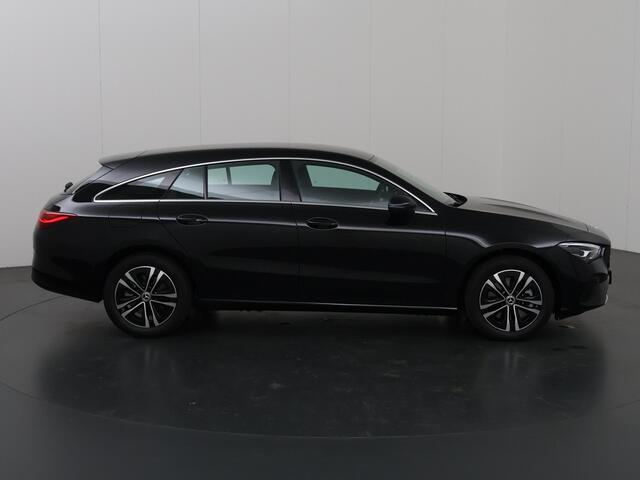 Mercedes-Benz CLA-KLASSE Shooting Brake 250e Star Edition Mercedes-Benz CLA Shooting Brake 250 e Star Edition | Navigatie | Parkeerassistent PARKTRONIC | EASY PACK achterklep | USB pakket plus | Stoelverwarming