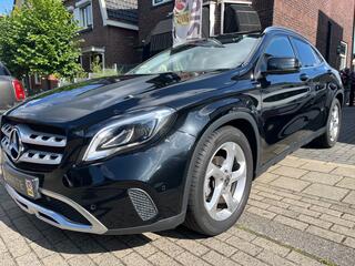 mercedes-benz-cla-klasse-200-presti