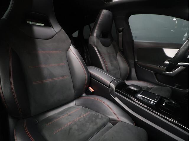 Mercedes-Benz CLA-KLASSE Shooting Brake 250 e Business Solution AMG Limited [SCHUIFKANTELDAK, MEMORY SEATS, CAMERA, PDC V+A, CRUISE CONTROL, SFEERVERLICHTING, STOELVERWARMING, BLUETOOTH, NAVIGATIE, AIRCO, AMG PAKKET, NIEUWSTAAT]