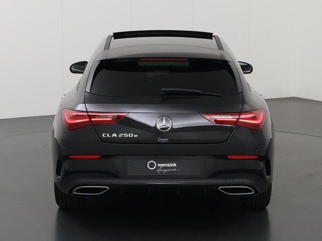 Mercedes-Benz CLA-KLASSE Shooting Brake 250e Business Solution AMG | Panoramaschuifdak | Night | Achteruitrijcamera