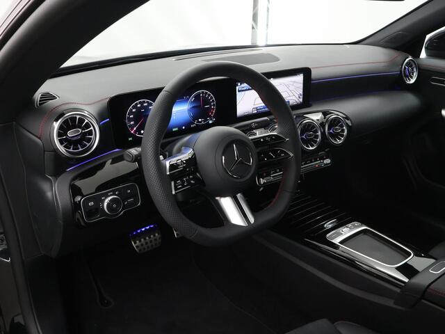 Mercedes-Benz CLA-KLASSE Shooting Brake 250e Business Solution AMG | Panoramaschuifdak | Night | Achteruitrijcamera