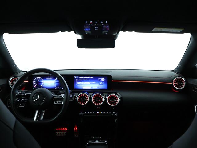 Mercedes-Benz CLA-KLASSE Shooting Brake 250 e AMG Line | 360°-camera | Carplay | High-performance LED-koplampen | | Winterpakket Inclusief 24 maanden MB Certified garantie voor Europa.