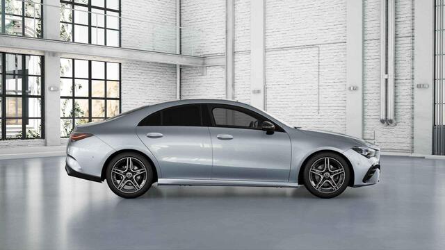 Mercedes-Benz CLA-KLASSE 180 Star Edition AMG Line LIMITED | Panoramaschuifdak | Night | Achteruitrijcamera | MBUX