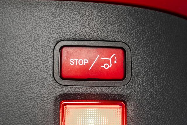 Mercedes-Benz CLA-KLASSE Shooting Brake 250 Sport 4MATIC 220/LEDER/PANO/CAMERA/MEMORY/DEALEROH