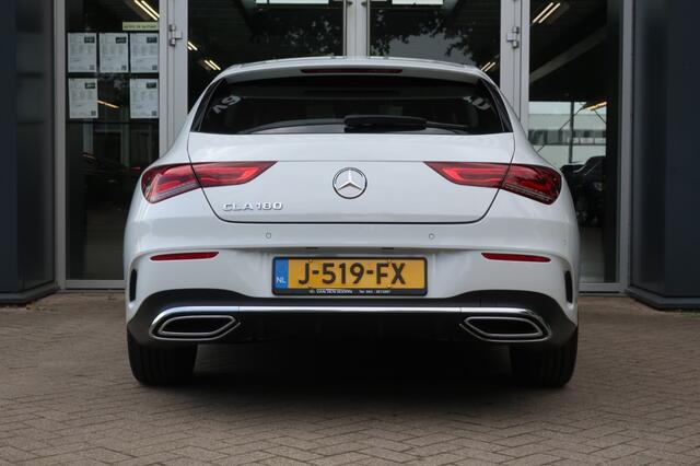 Mercedes-Benz CLA-KLASSE 180 AMG LINE, Navi, Apple Carplay/ Android Auto, LED, etc.