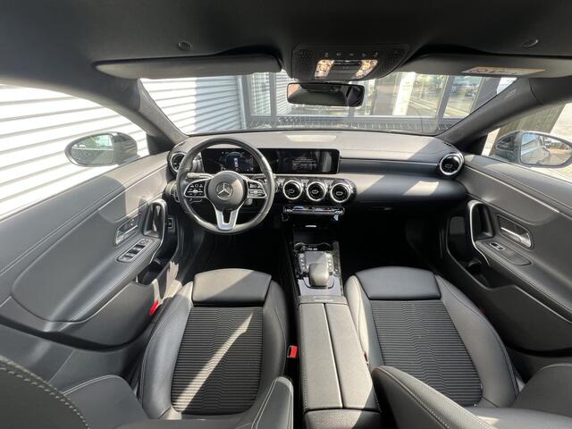 Mercedes-Benz CLA-KLASSE 200 Business Solution Luxury