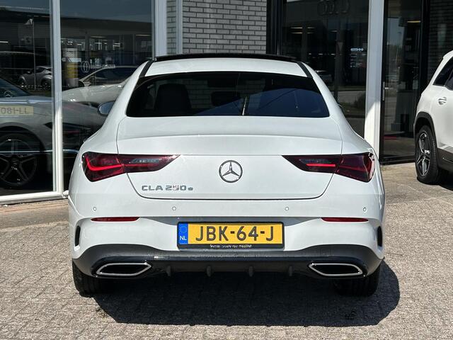 Mercedes-Benz CLA-KLASSE 250 e AMG | Panoramadak | Burmester Audio
