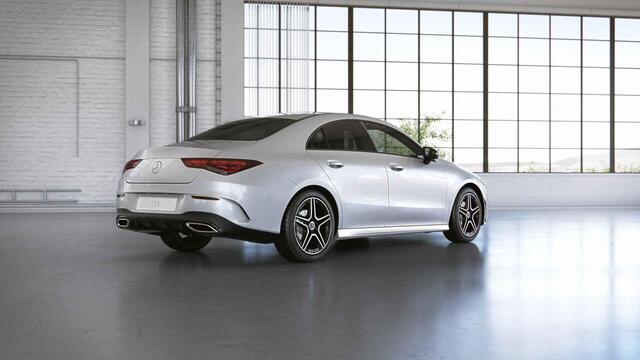 Mercedes-Benz CLA-KLASSE 180 Business Solution AMG | Night | Panoramadak | Multibeam | Stoelverwarming | Sfeerverlichting |