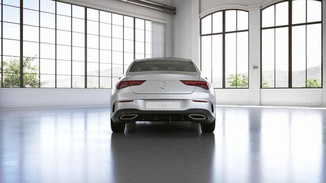 Mercedes-Benz CLA-KLASSE 180 Business Solution AMG | Night | Panoramadak | Multibeam | Stoelverwarming | Sfeerverlichting |