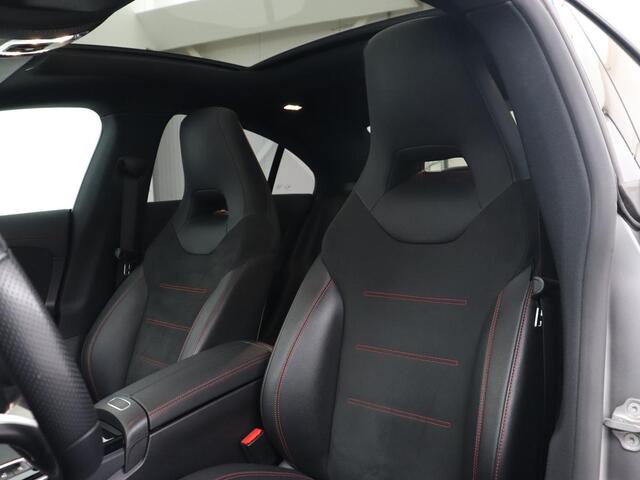 Mercedes-Benz CLA-KLASSE 200 Business Solution AMG | Panoramadak | Adaptive cruise | Carplay | Stoelverwarming | Camera | Matrix LED | Keyless | Navigatie | Leder/Alcantara | Widescreen | Designo Lak