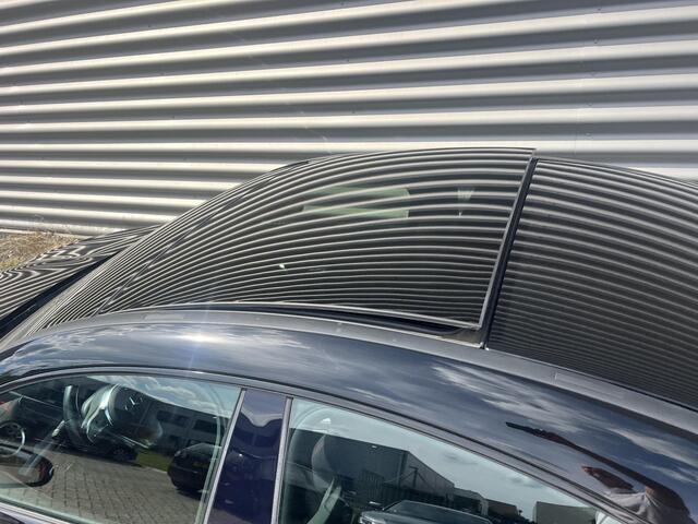 Mercedes-Benz CLA-KLASSE 180 AMG Panorama Multibeam Matrix 19 Inch