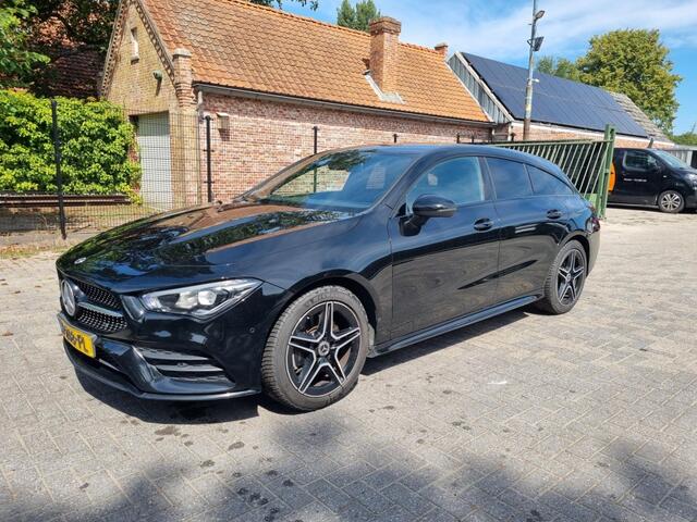 Mercedes-Benz CLA-KLASSE CLA 200 DCT AMG Line Led Stoelver Navi ( MOTORSCHADE )