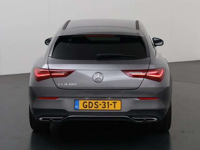 Mercedes-Benz CLA-KLASSE Shooting Brake 180 Star Edition Luxury Line | Achteruitrijcamera | Zitcomfortpakket | Parkeerassistent | Keyless | Sfeerverlichting |