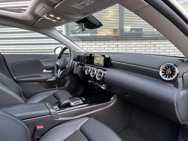 Mercedes-Benz CLA-KLASSE Shooting Brake 250 e Luxury | Sfeerverlichting