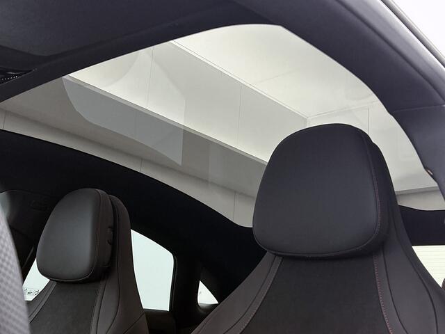 Mercedes-Benz CLA-KLASSE 250+ Launch Edition 85 kWh | Trekhaak | Adaptieve Cruise Control | Nightpakket | Memorypakket voorstoelen | Warmtepomp | MULTIBEAM LED | 19 inch AMG velgen |