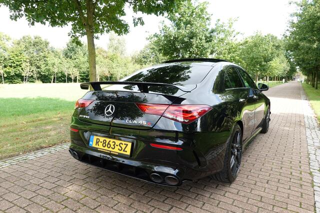 Mercedes-Benz CLA-KLASSE AMG 45 S 4MATIC+ Premium Plus | Burmester | 360° Camera | HUD | Stoelverw. | Stoelventilatie | Memory | Pano | Leder |