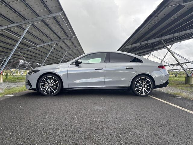 Mercedes-Benz CLA-KLASSE 250+ Launch Edition 85 kWh | Night | Panoramadak | DISTRONIC | Achteruitrijcamera | Dodehoekassistent | Trekhaak |