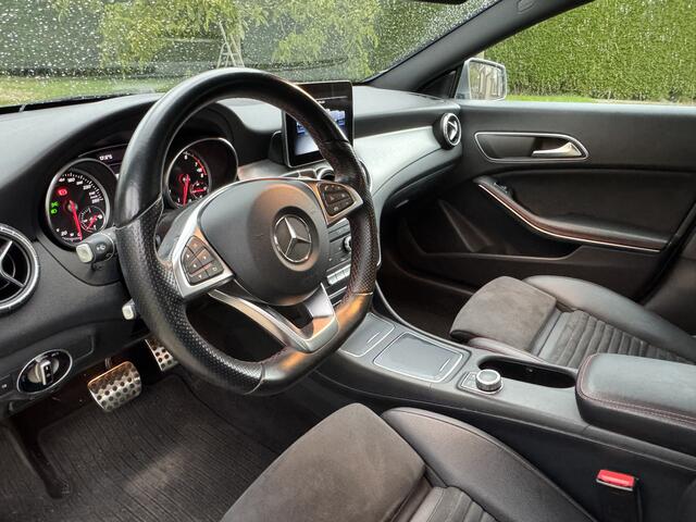 Mercedes-Benz CLA-KLASSE 200 AMG AUTOMAAT XENON NAVI NIEUWSTAAT
