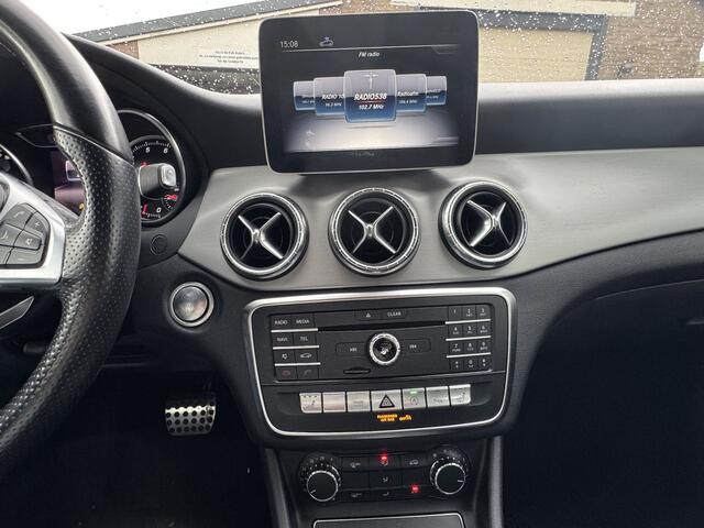 Mercedes-Benz CLA-KLASSE 200 AMG AUTOMAAT XENON NAVI NIEUWSTAAT