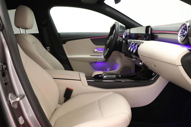 Mercedes-Benz CLA-KLASSE Shooting Brake 180 Luxury Line | PREMIUM PACK | MATRIX LED | APPLE | TREKHAAK
