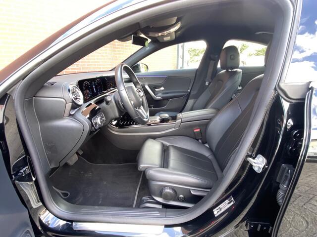 Mercedes-Benz CLA-KLASSE 180 LUXURY LINE LEDER NAV CRUISE CAMERA PDC ECC LMV STOELVW