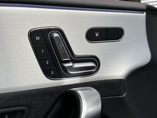 Mercedes-Benz CLA-KLASSE Shooting Brake 180 | Panoramadak | AMG | Premium Plus Pakket | Night Pakket | Burmester Surround Sound | 360° Camera | Head-up Display | Dodehoekassistent | MULTIBEAM LED Koplampen | Elektrisch Verstelbare Stoelen + Memory