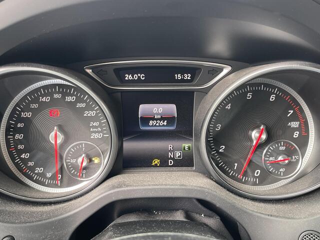 Mercedes-Benz CLA-KLASSE Shooting Brake 200 Prestige 18"/Stoelverwarming/COMAND Online/Apple Carplay & Android Auto/Camera/PDC v+a/Elektrische achterklep