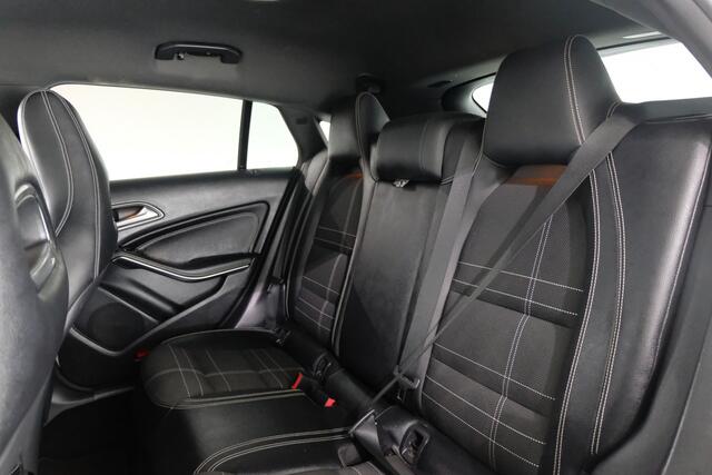 Mercedes-Benz CLA-KLASSE Shooting Brake 200 Ambition | TREKHAAK | STOELVERW. |