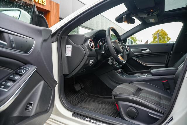 Mercedes-Benz CLA-KLASSE Shooting Brake 200 Business AMG Panoramadak Adapt. Cruise Xenon 18''LM