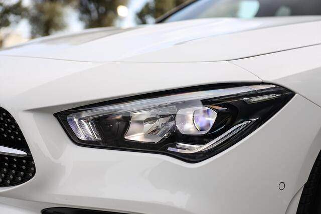 Mercedes-Benz CLA-KLASSE Shooting Brake 200 AMG ? LED ? Elektr achterklep ? Camera