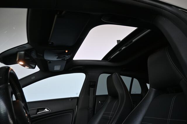 Mercedes-Benz CLA-KLASSE Shooting Brake 200d Brake Automaat Clima Panoramadak Cruise control Camera Memory Inruil mogelijk