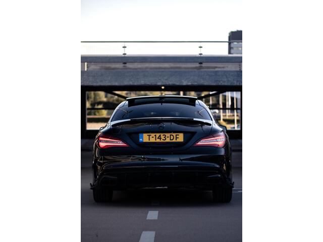 Mercedes-Benz CLA-KLASSE 180 AMG|PANO|CAMERA|DODEHOEK