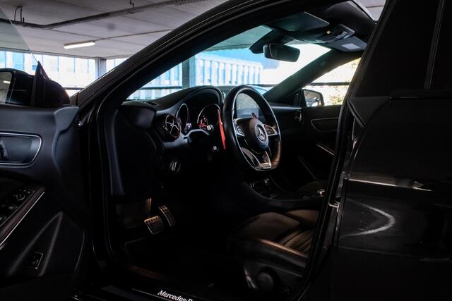 Mercedes-Benz CLA-KLASSE 180 AMG|PANO|CAMERA|DODEHOEK