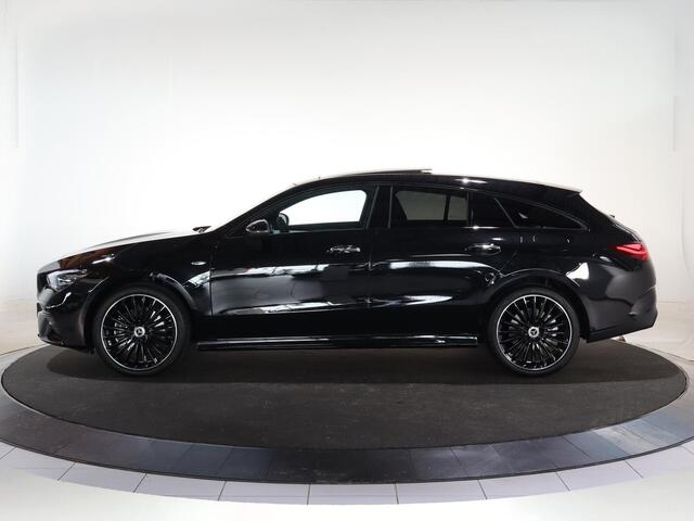 Mercedes-Benz CLA-KLASSE Shooting Brake 250e Business Solution AMG | Nightpakket | Panoramaschuifdak | Achteruitrijcamera | 19 Inch AMG-velgen |