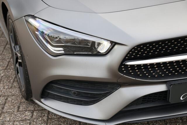 Mercedes-Benz CLA-KLASSE 200 164PK AMG Night Aut. Pano|Trekh|Elek stoelen|Mat|Sfeervl