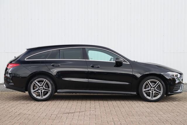 Mercedes-Benz CLA-KLASSE Shooting Brake 250 e AMG Line | Halfleder | Elek. Trekhaak | Adap. Cruise | Camera | Stoelverwarming | Navigatie | Carplay