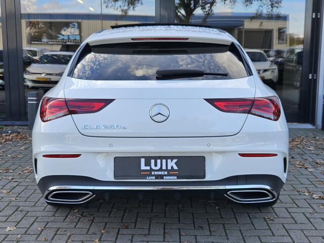 Mercedes-Benz CLA-KLASSE Shooting Brake 250 e AMG Line + DISTRONIC + PANO DAK + LED PLUS + CAMERA + MEMORY