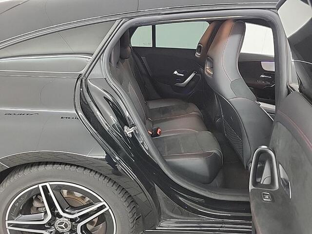 Mercedes-Benz CLA-KLASSE Shooting Brake 180d AMG | Navi | Camera | M-Bux | Trekhaak