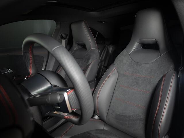 Mercedes-Benz CLA-KLASSE Coupé 180 Star Edition AMG Line Panorama dak