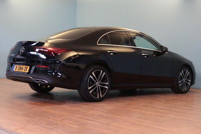 Mercedes-Benz CLA-KLASSE 180 Luxury Line Automaat | NAVI | 360-CAMERA | ADAP CRUISE | STOELVERW | AMBIENT-LIGHT |