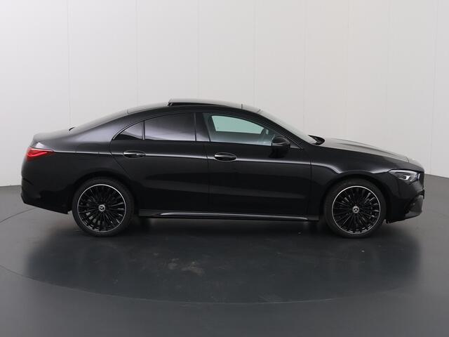 Mercedes-Benz CLA-KLASSE 250 e Star Edition AMG Line | Night | Panoramadak | Sfeerverlichting | Distronic | Stoelverwarming |