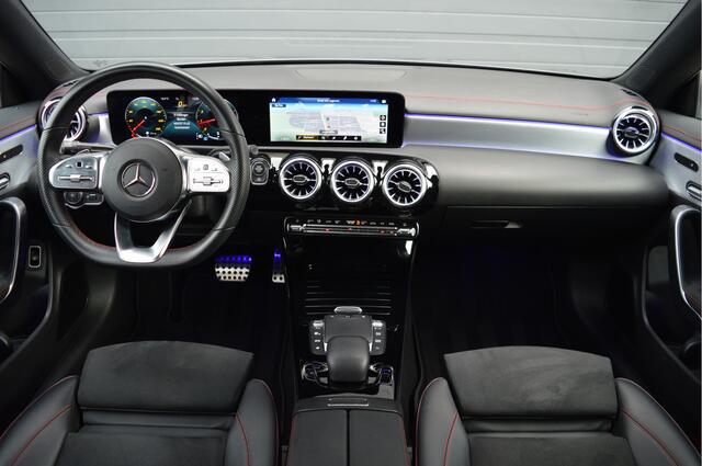 Mercedes-Benz CLA-KLASSE 200 Business Solution AMG | PANO | CAM |