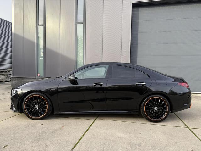 Mercedes-Benz CLA-KLASSE 180 Premium Orange Art Premium Plus | AMG EDITION 1
