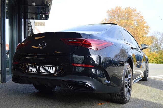Mercedes-Benz CLA-KLASSE 250 e AMG Led Panorama Memory Distronic Camera 360 Head-Up Keyless Pdc