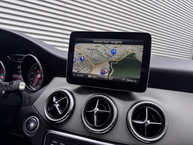 Mercedes-Benz CLA-KLASSE 180 Business Solution AMG | Automaat | Stoelverwarming | Navigatie |