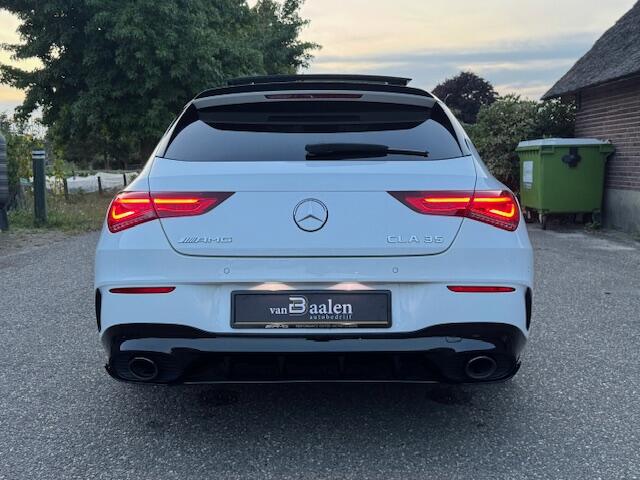 Mercedes-Benz CLA-KLASSE Shooting Brake AMG 35 4MATIC Premium Plus PANO NIGHT LEER SFEER LED 51000KM!!!