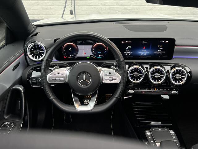 Mercedes-Benz CLA-KLASSE Shooting Brake 250 e AMG-Line Edition | LED Matrix | 19 inch | Camera | Night
