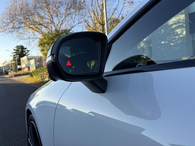 Mercedes-Benz CLA-KLASSE 180 AMG 136PK AUToPanooBurmesteroHeadup