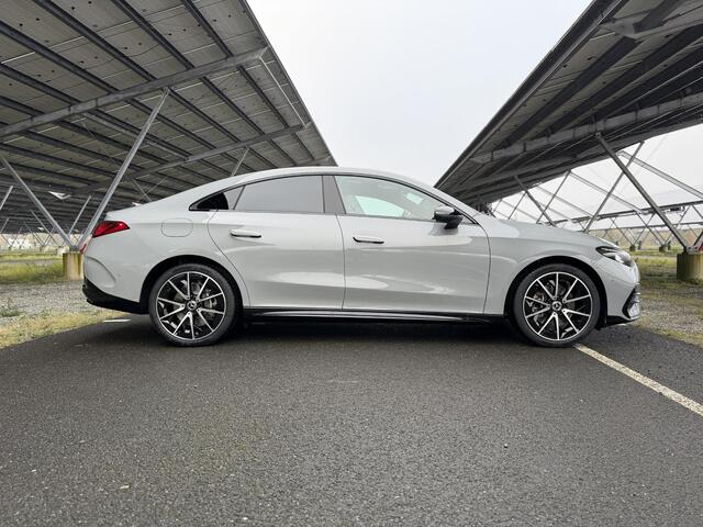 Mercedes-Benz CLA-KLASSE 250+ Launch Edition 85 kWh | Night | Panoramadak | Stoelverwarming | DISTRONIC | Achteruitrijcamera | Dodehoekassistent |